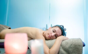 Anwendung: Aromaöl-Massage